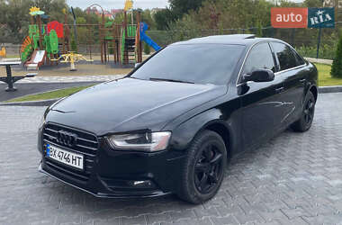 Седан Audi A4 2012 в 