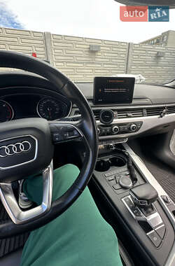 Седан Audi A4 2016 в 
