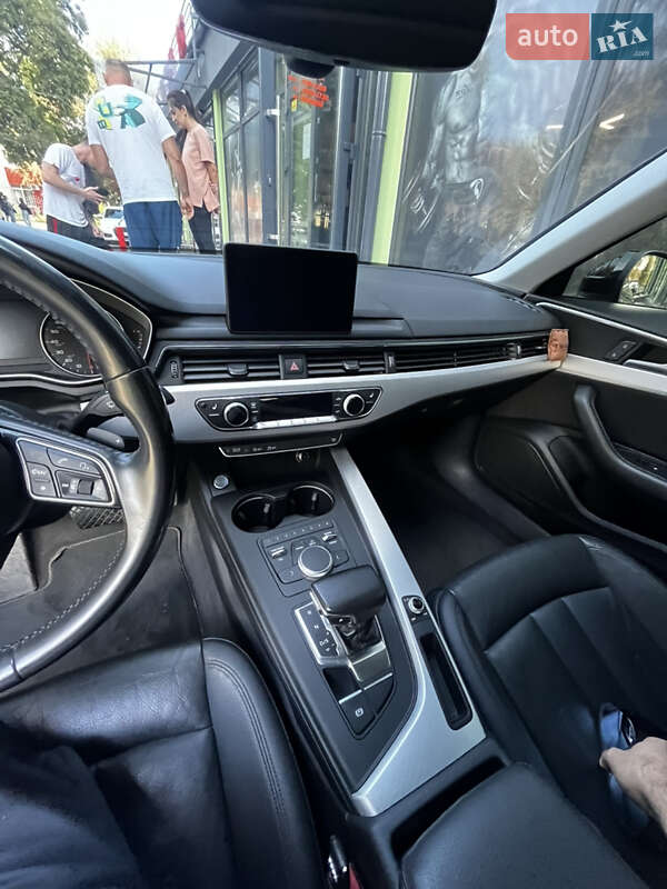 Седан Audi A4 2016 в Черкассах