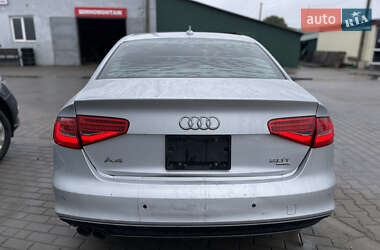 Седан Audi A4 2014 в 