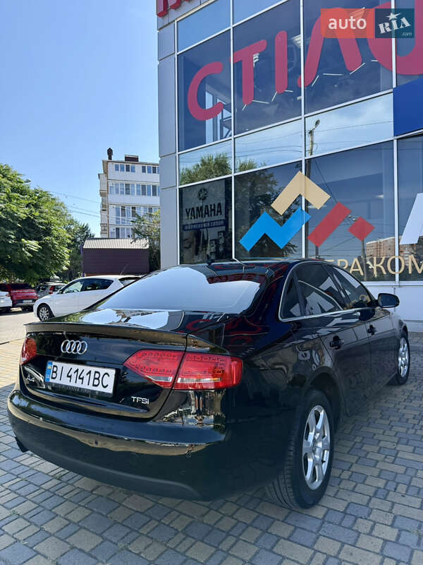Седан Audi A4 2010 в Одессе