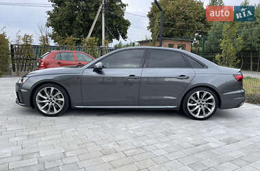 Седан Audi A4 2019 в 
