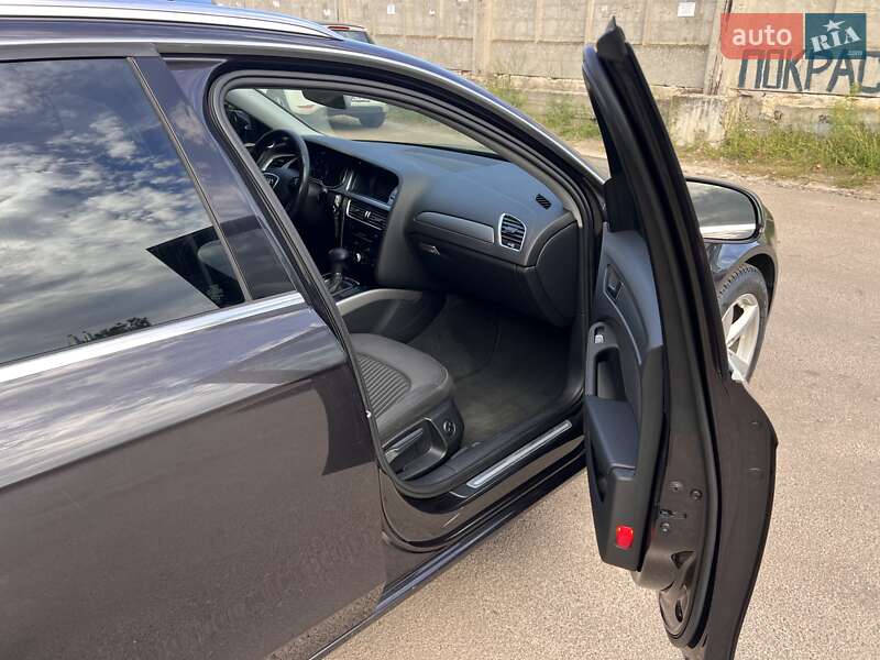 Универсал Audi A4 2012 в Борисполе