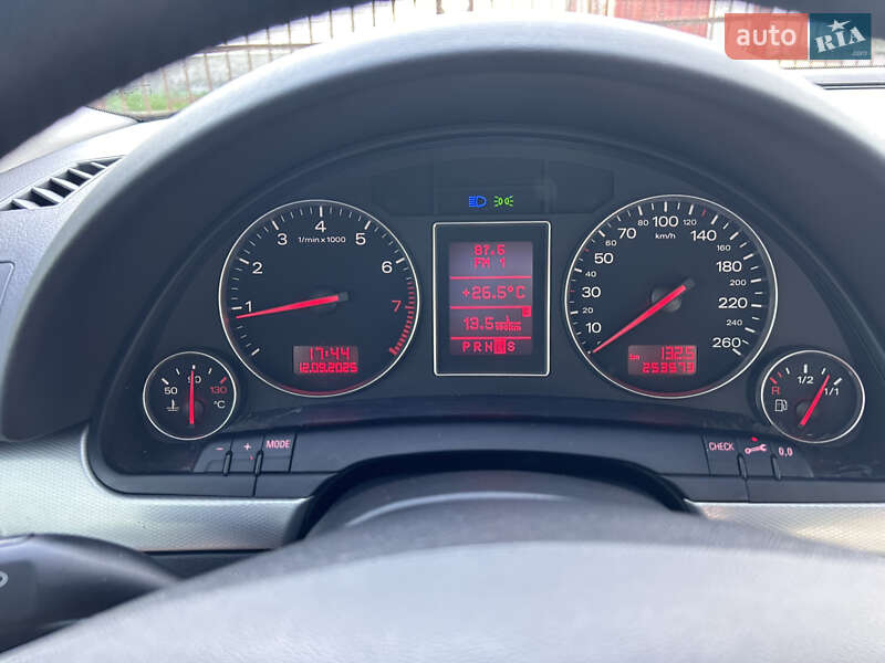 Универсал Audi A4 2004 в Носовке