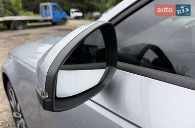 Седан Audi A4 2015 в 