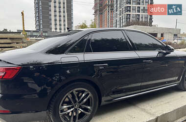 Седан Audi A4 2016 в 