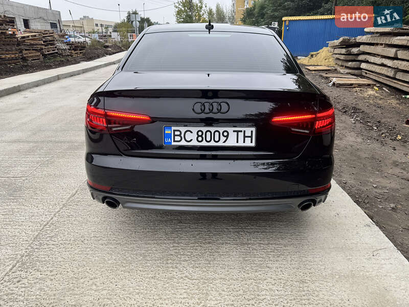 Седан Audi A4 2016 в Львове
