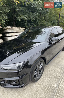 Седан Audi A4 2016 в 