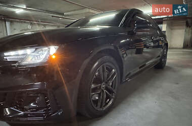 Седан Audi A4 2016 в 
