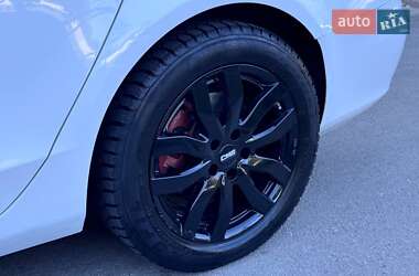 Седан Audi A4 2010 в 