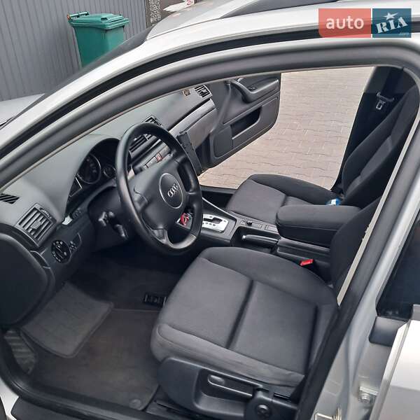 Универсал Audi A4 2002 в Киеве