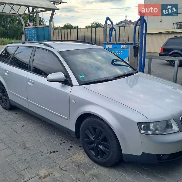 Универсал Audi A4 2002 в Киеве