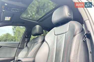 Седан Audi A4 2017 в 