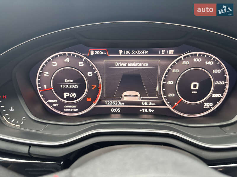 Седан Audi A4 2017 в Вышгороде