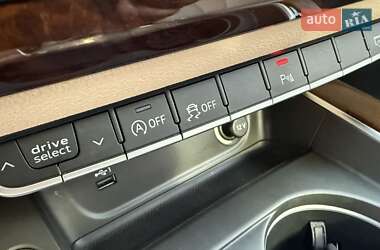 Седан Audi A4 2018 в 