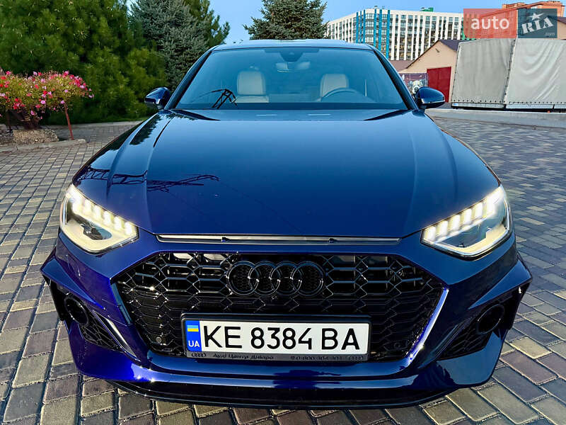 Седан Audi A4 2019 в Днепре