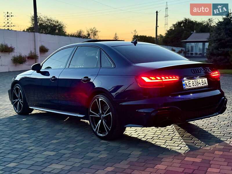 Седан Audi A4 2019 в Днепре