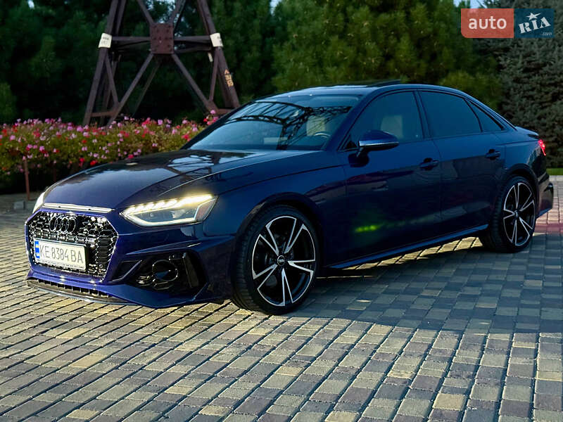 Седан Audi A4 2019 в Днепре