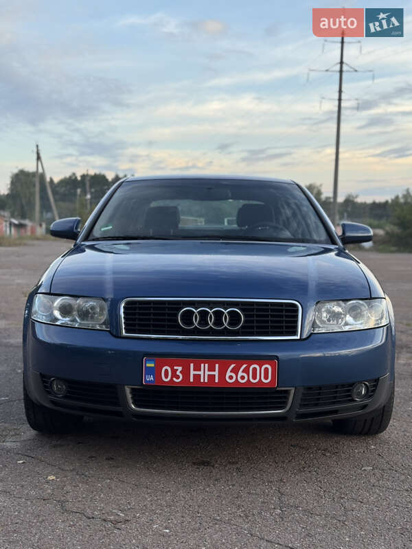 Седан Audi A4 2003 в Чернигове