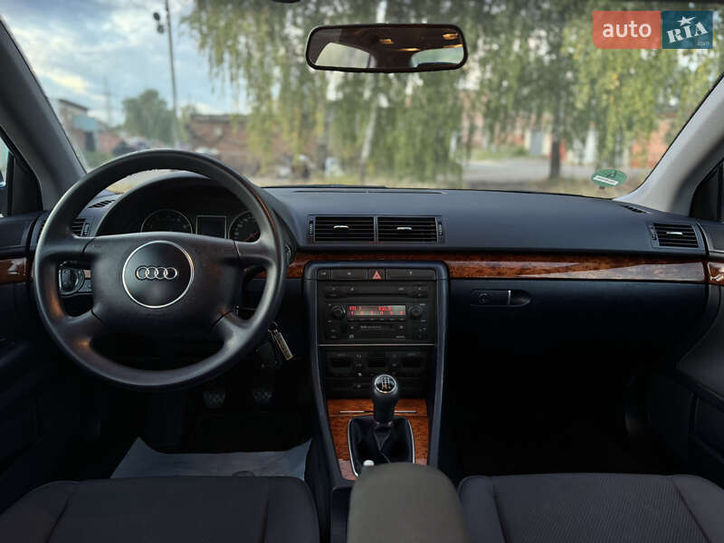 Седан Audi A4 2003 в Чернигове
