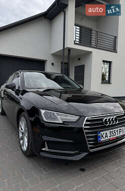 Седан Audi A4 2019 в 