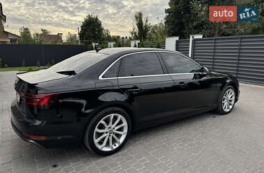 Седан Audi A4 2019 в 