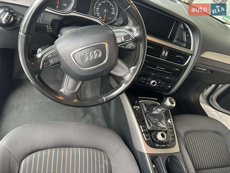 Универсал Audi A4 2012 в Иршаве