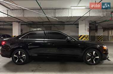 Седан Audi A4 2019 в 