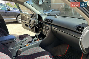 Седан Audi A4 2002 в 