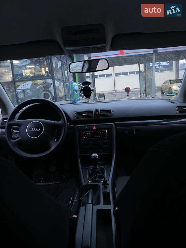 Седан Audi A4 2003 в Киеве