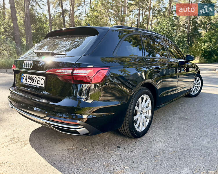 Универсал Audi A4 2021 в Киеве