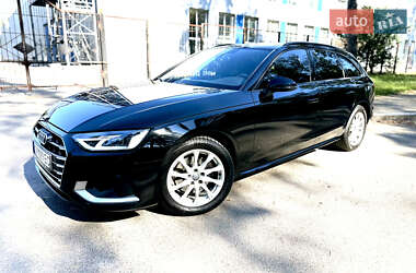 Универсал Audi A4 2021 в 