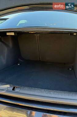 Седан Audi A4 2000 в 
