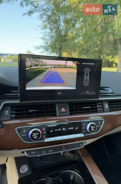 Седан Audi A4 2020 в 