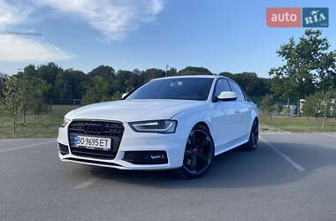 Седан Audi A4 2013 в Івано-Франківську