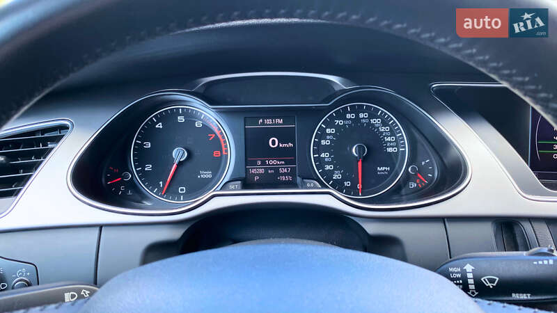 Седан Audi A4 2013 в Киеве