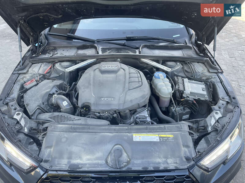 Седан Audi A4 2017 в Львове