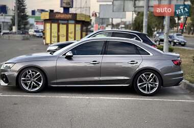 Седан Audi A4 2020 в Киеве