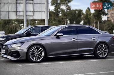 Седан Audi A4 2020 в Киеве