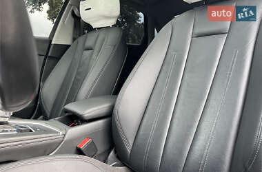 Седан Audi A4 2017 в 