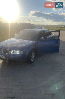 Седан Audi A4 2003 в 