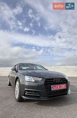 Седан Audi A4 2017 в 