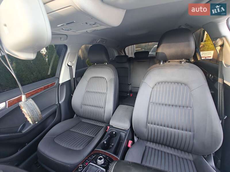 Универсал Audi A4 2011 в Новояворовске