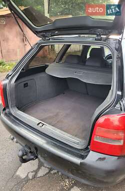 Универсал Audi A4 1999 в 