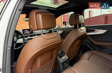 Седан Audi A4 2016 в 