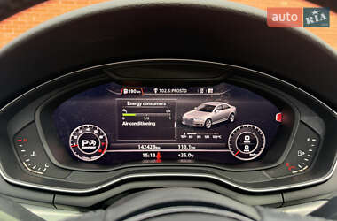 Седан Audi A4 2016 в 