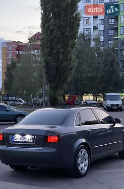 Седан Audi A4 2001 в 