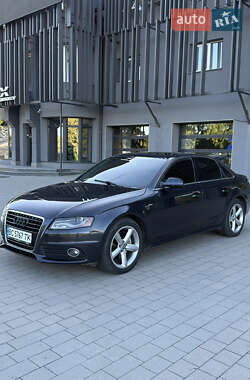 Седан Audi A4 2012 в 