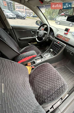 Седан Audi A4 2003 в 