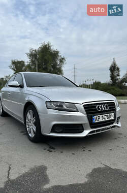 Седан Audi A4 2010 в 